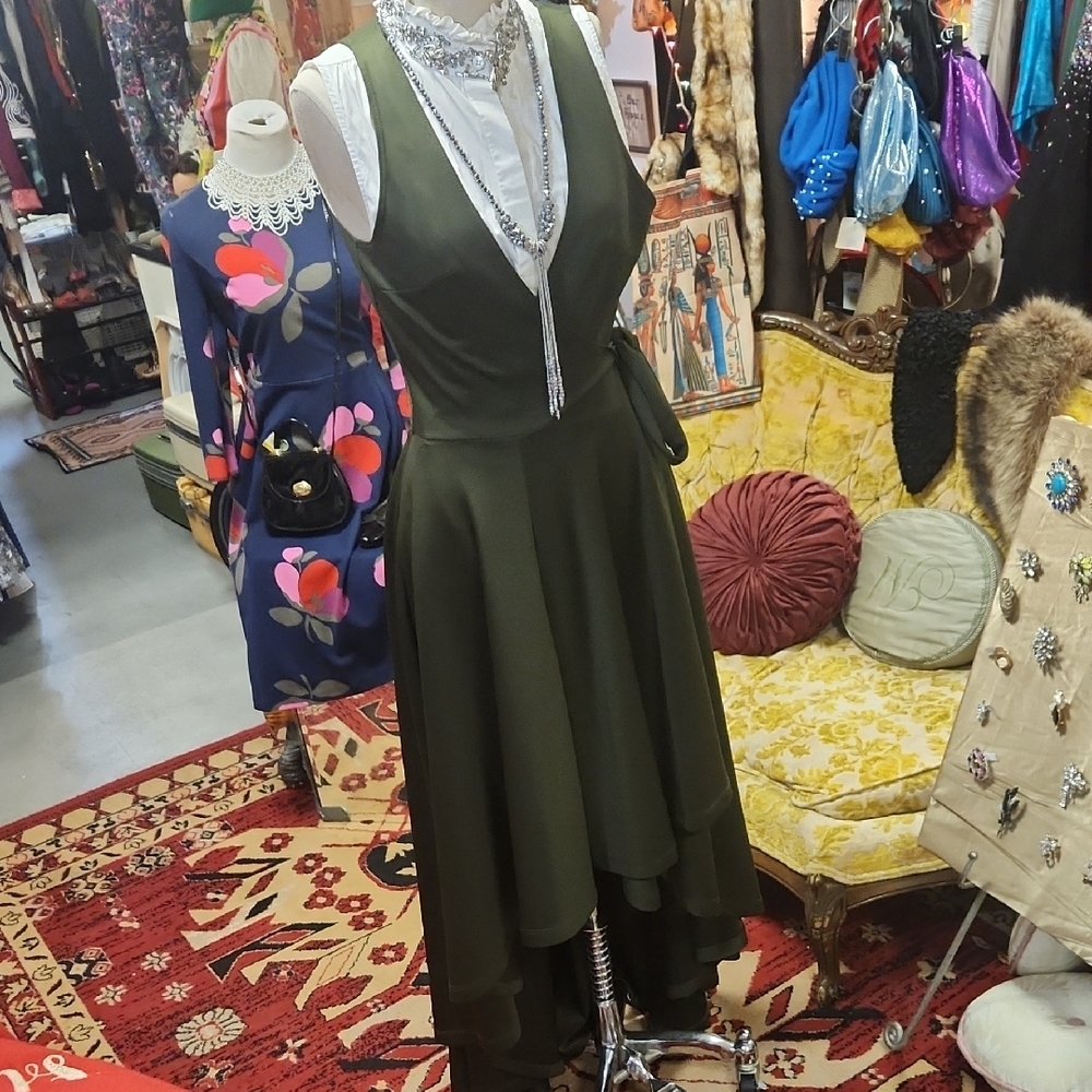 Elegant Olive Green Women's Dress